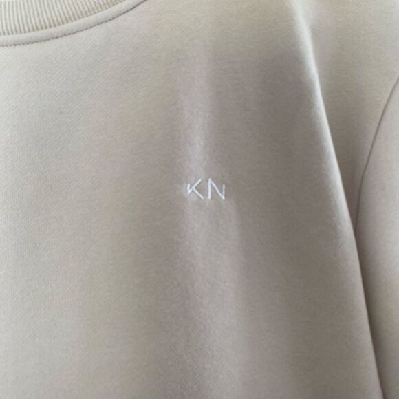 Klassy Network KN Cropped Sweatshirt Small • Beige Long Sleeve • Minimalist Athl - Picture 3 of 7